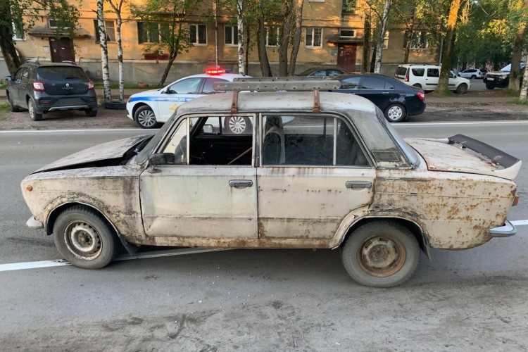 В Северодвинске пьяный мужчина угнал автомобиль